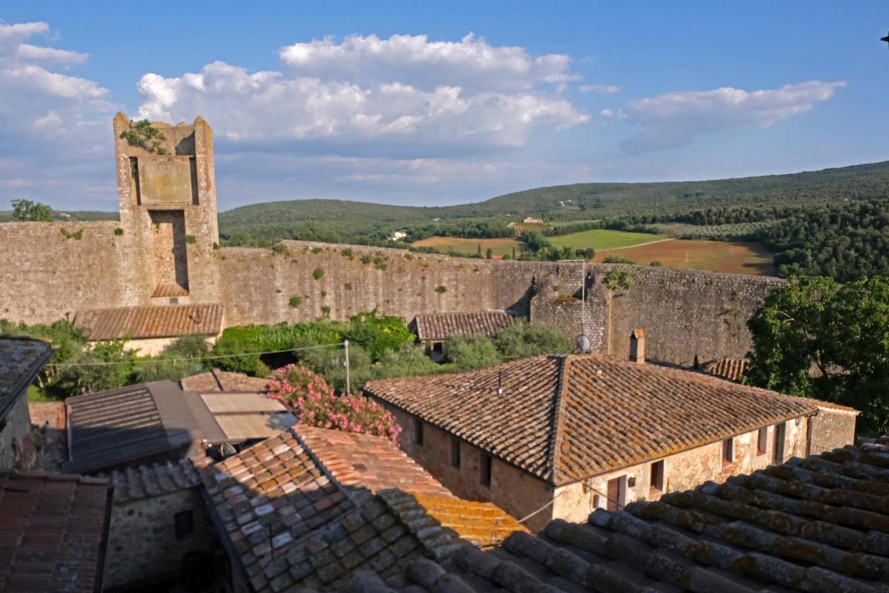 Rooms And Wine Al Castello Monteriggioni Kültér fotó