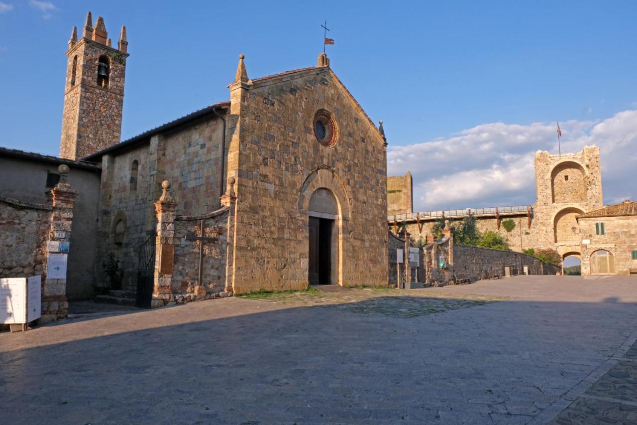 Rooms And Wine Al Castello Monteriggioni Kültér fotó