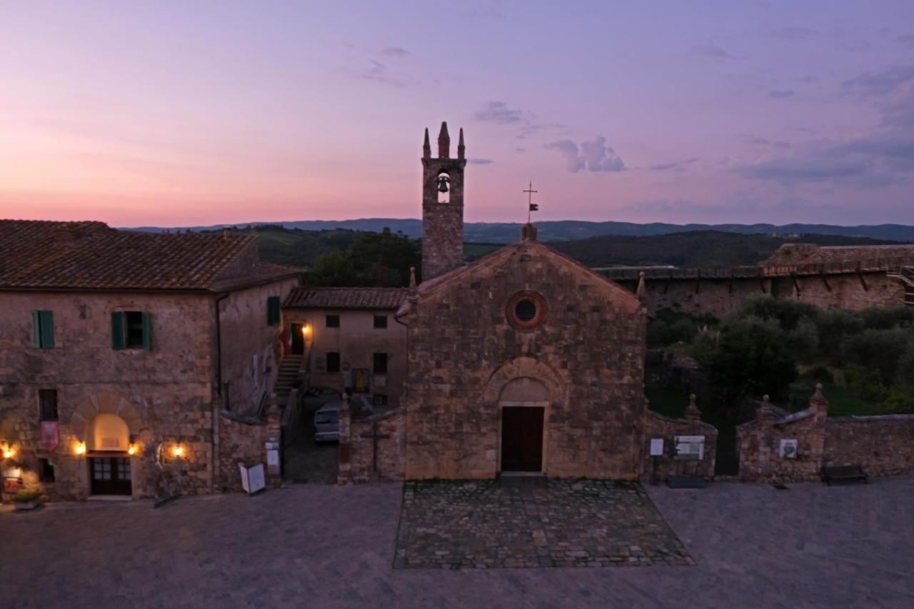 Rooms And Wine Al Castello Monteriggioni Kültér fotó