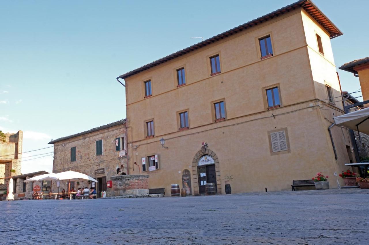 Rooms And Wine Al Castello Monteriggioni Kültér fotó