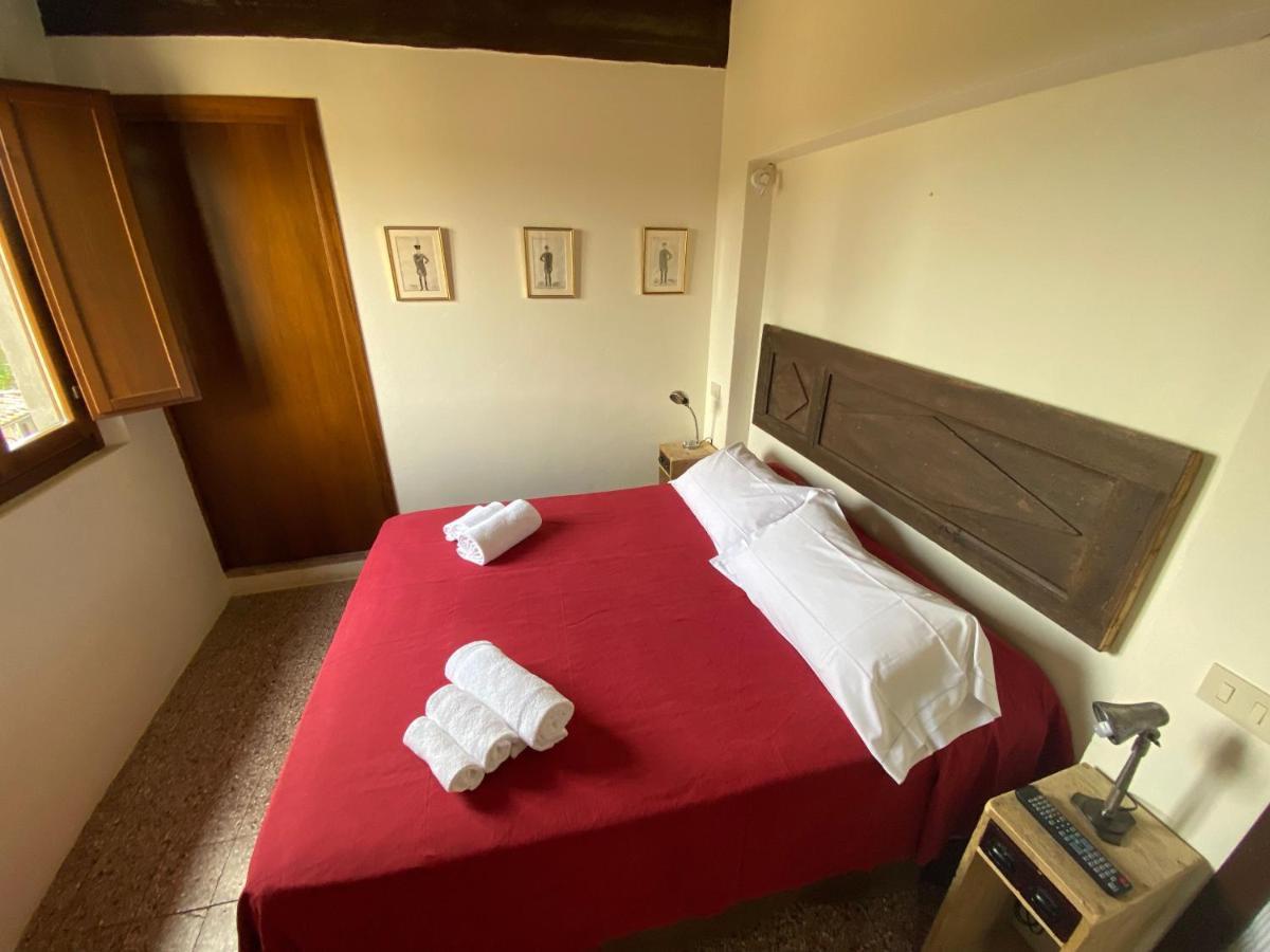 Rooms And Wine Al Castello Monteriggioni Kültér fotó