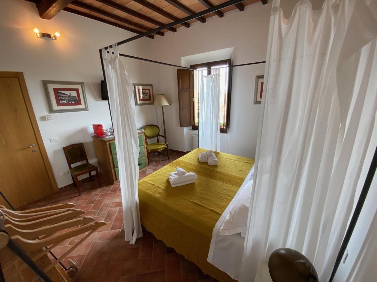 Rooms And Wine Al Castello Monteriggioni Kültér fotó