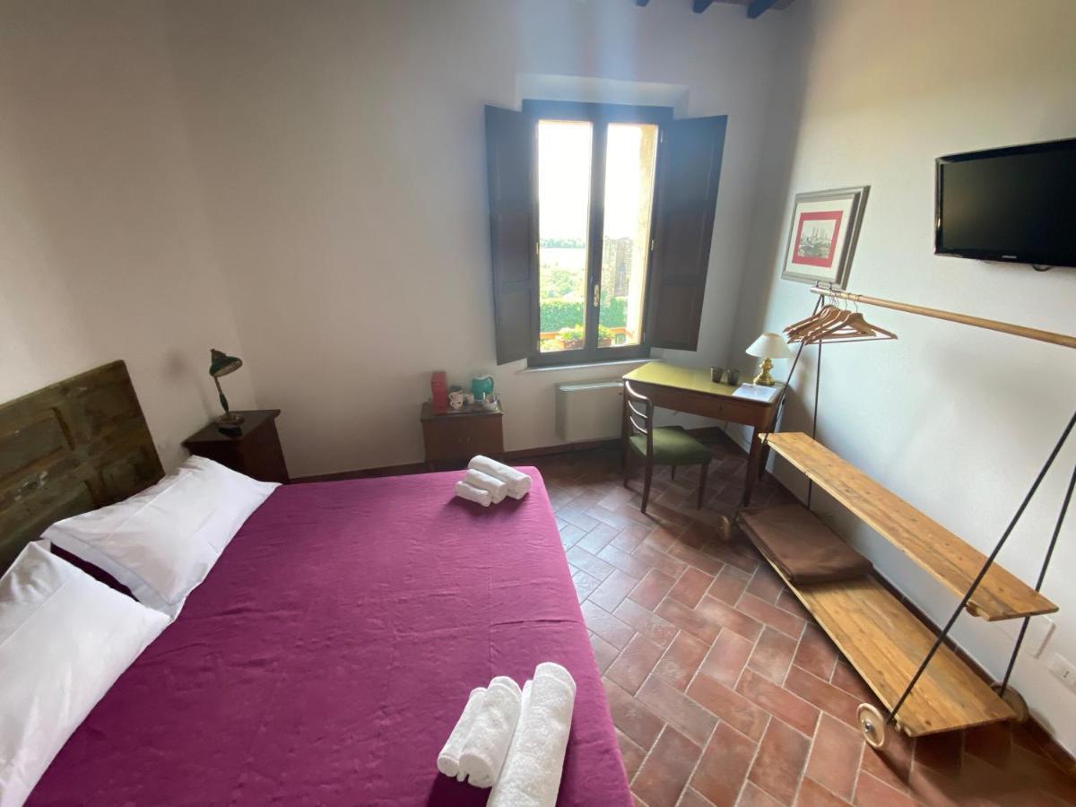 Rooms And Wine Al Castello Monteriggioni Kültér fotó
